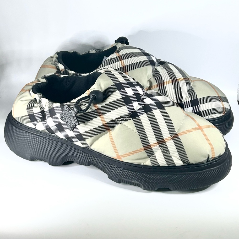 New Burberry Check Quilted Pillow Mules Size 9US/42EU